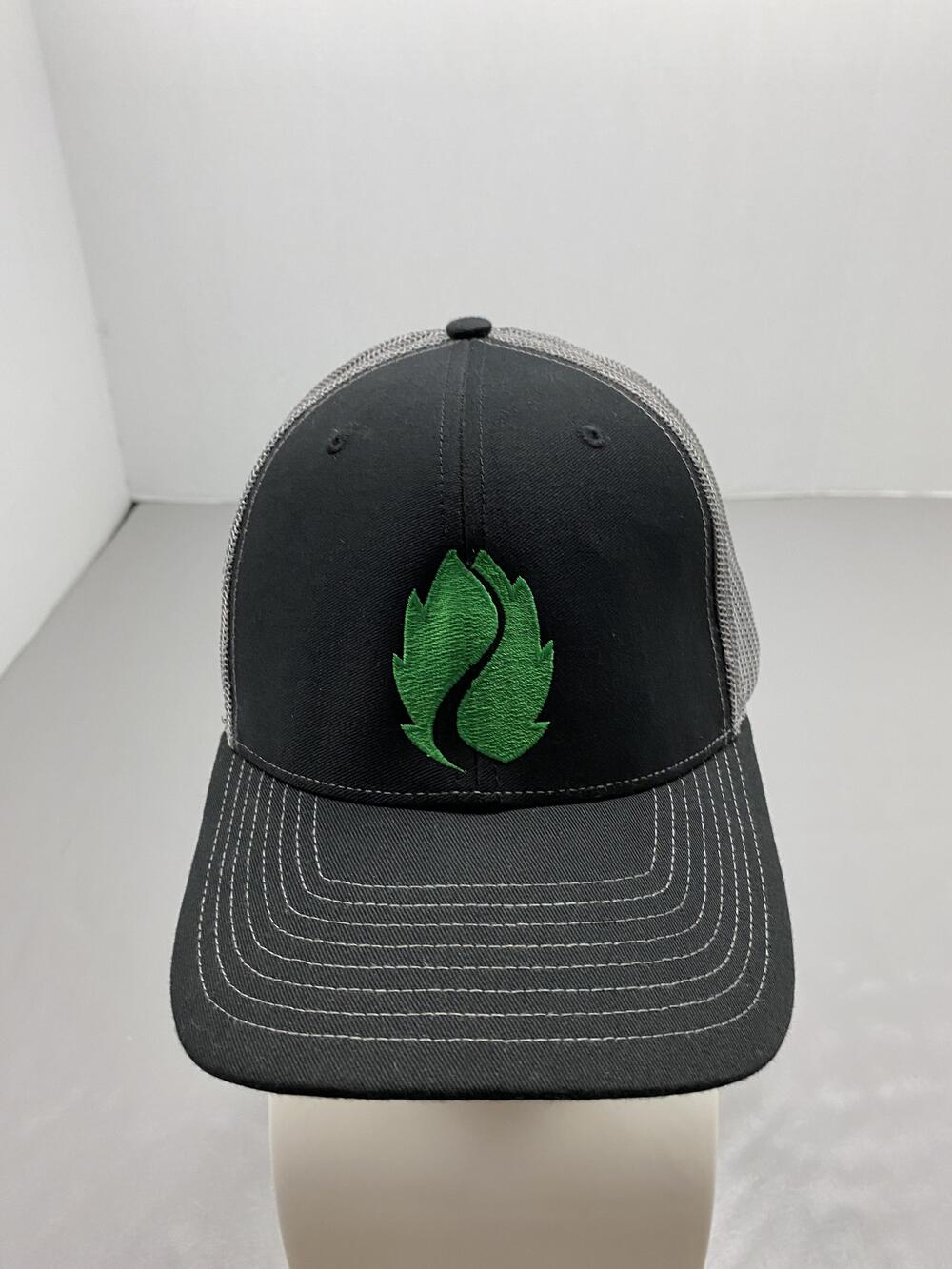 Richardson Hat Cap Snap Back One Size Black Twill Mesh Trucker Baseball Cap 112